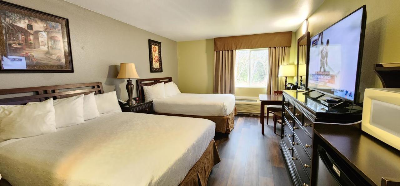 Crest Trail Lodge Packwood Esterno foto
