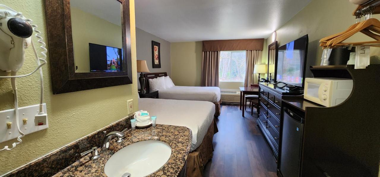Crest Trail Lodge Packwood Esterno foto